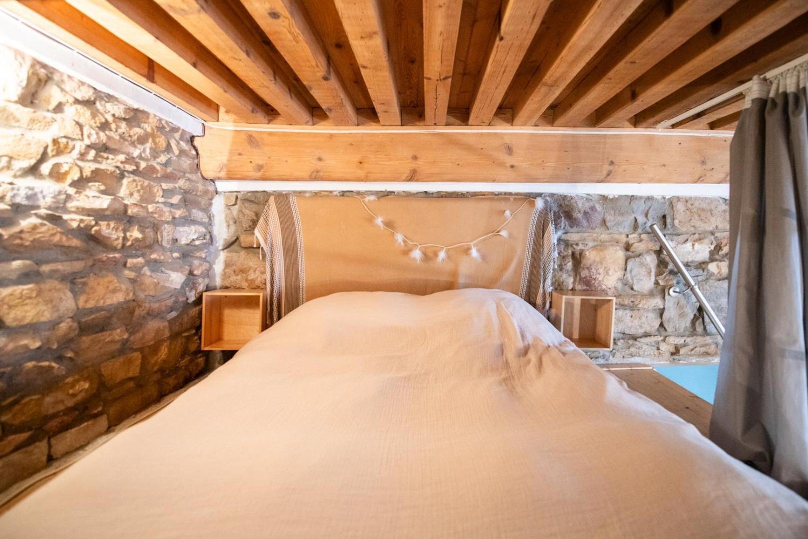 Le Petit Imbert - Studio Chaleureux Et Cozy Лион Экстерьер фото